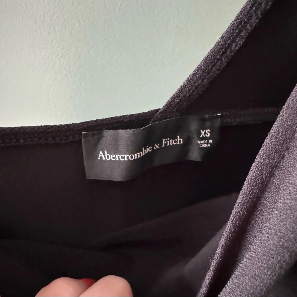 Abercrombie & Fitch Black One-Shoulder Jumpsuit - Picture 6 of 6